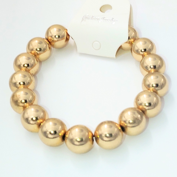 247B064. Hand-made Gold Beaded Charm Bracelet - Picture 7 of 8